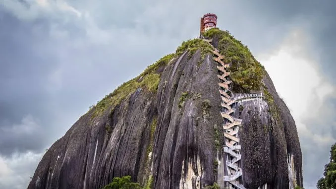 Guatapé y la Piedra del Peñol: El imperdible de Antioquia