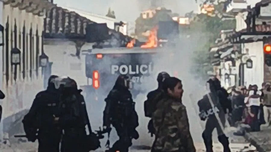 Enfrentamientos entre la Policía y manifestantes en Popayán