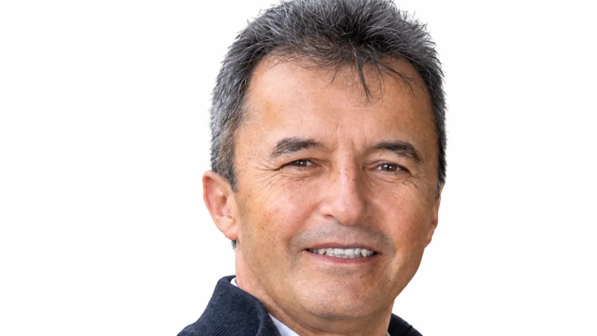 Plan estratégico para modernizar la producción agrícola regional en noventa días.