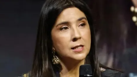 María Victoria Angulo alerta sobre los riesgos digitales que enfrentan los niños en Colomb