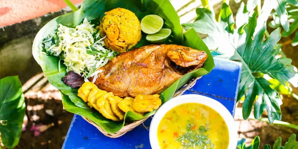 mojarra arroz con coco patacon