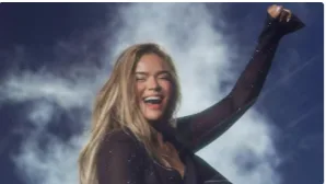 Karol G subió una “polaroid” vestida de novia y desató especulaciones en redes sociales